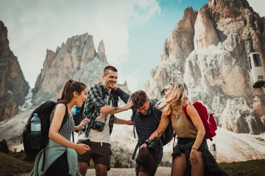 Exploring Paradise: A Group Adventure with Frienzy